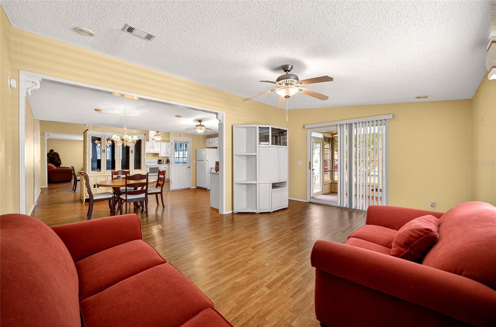 Image 16 of 87 For 1222 Zapata Place