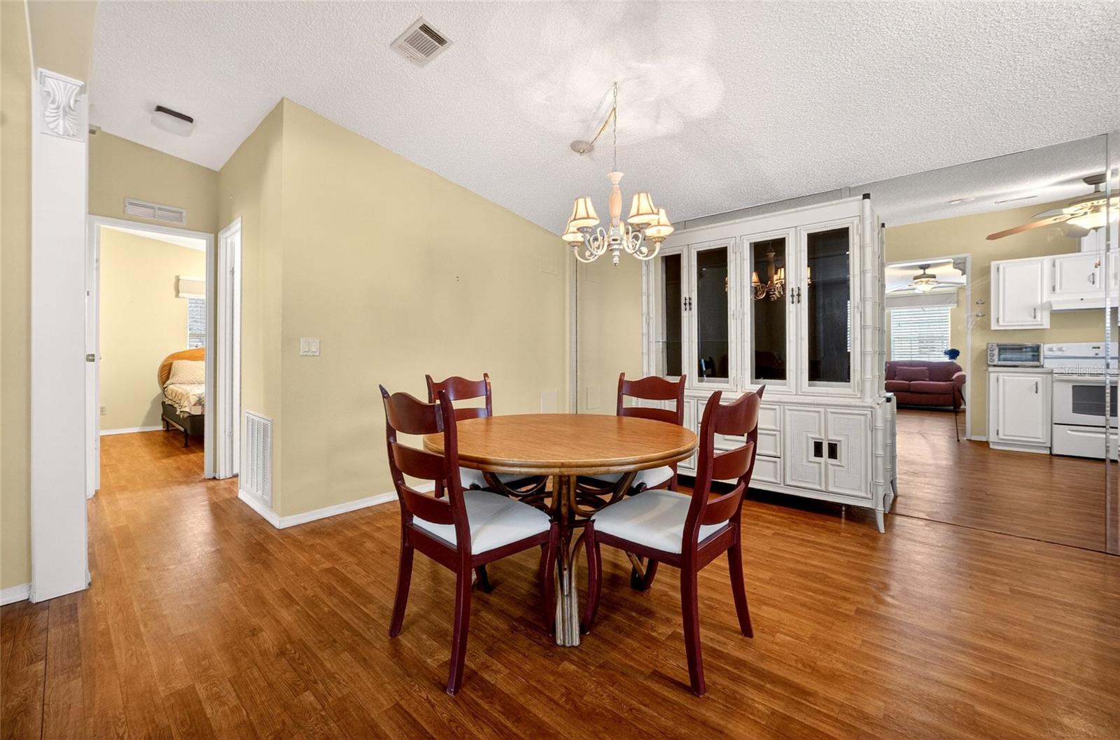 Image 18 of 87 For 1222 Zapata Place