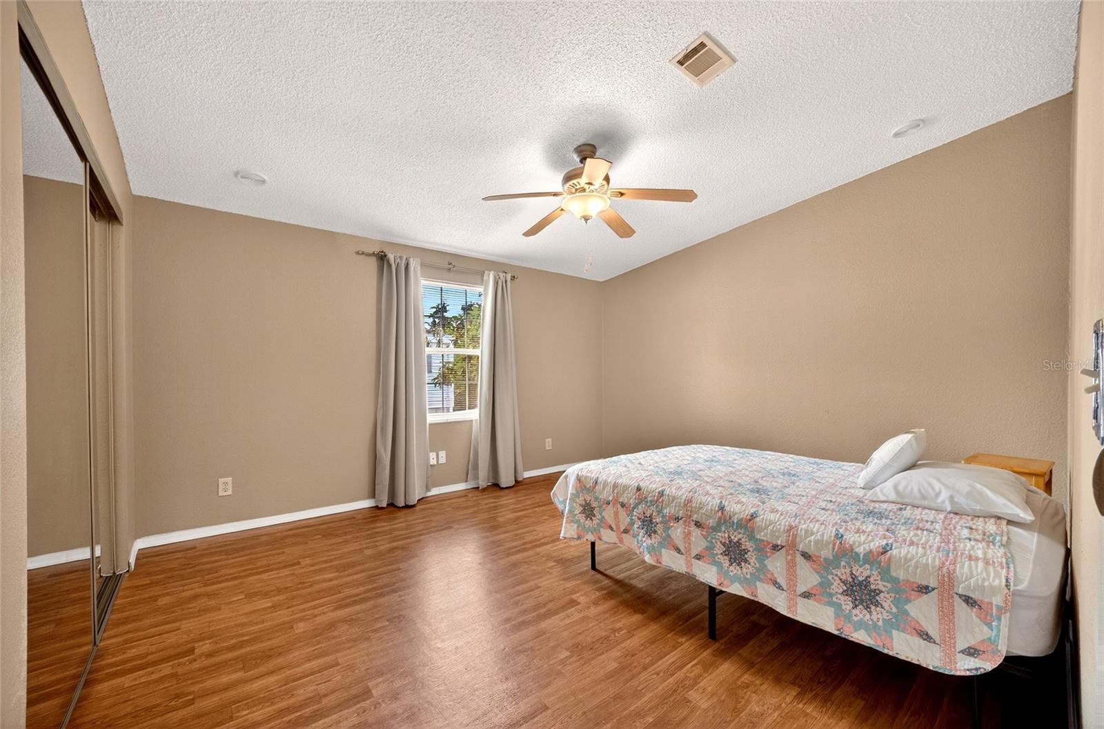 Image 8 of 87 For 1222 Zapata Place