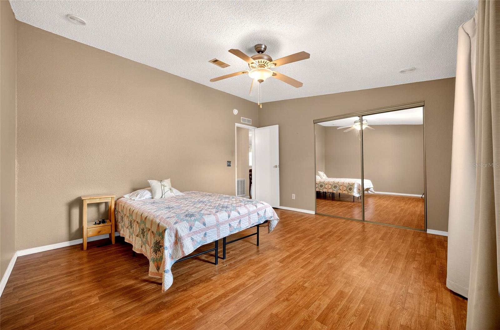Image 9 of 87 For 1222 Zapata Place