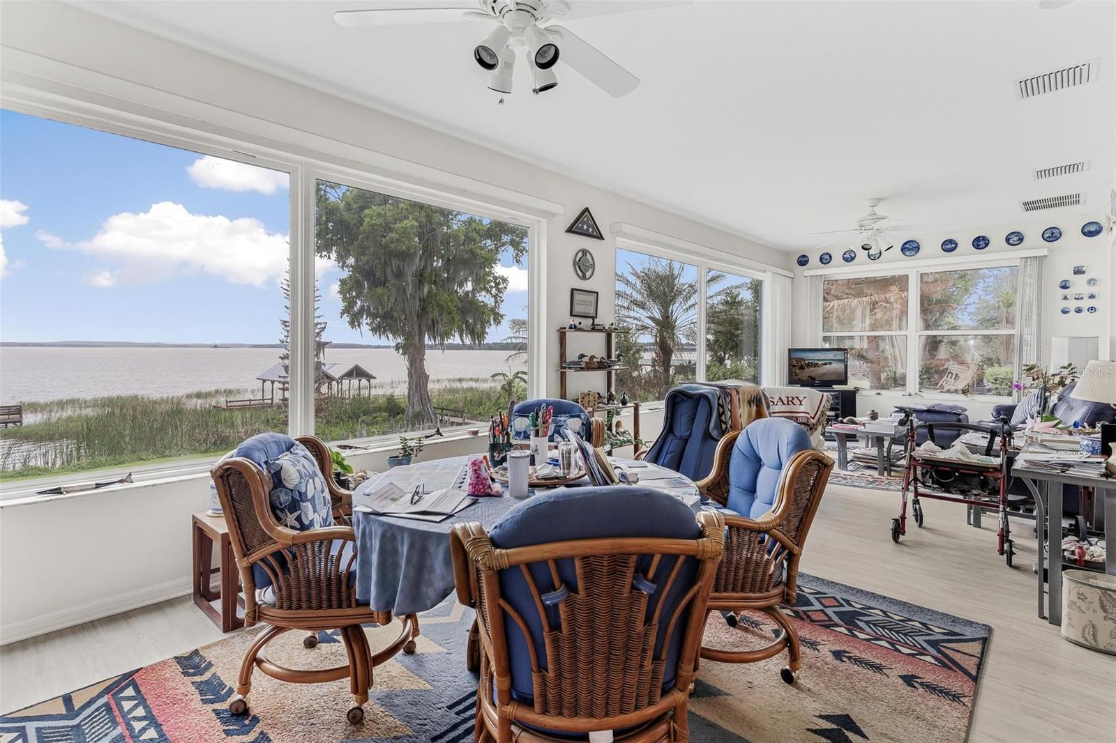 Image 4 of 78 For 6274 Sailboat Avenue