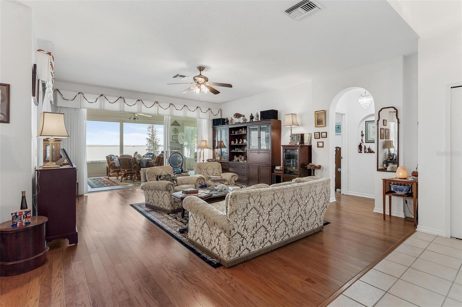 Image 7 of 78 For 6274 Sailboat Avenue