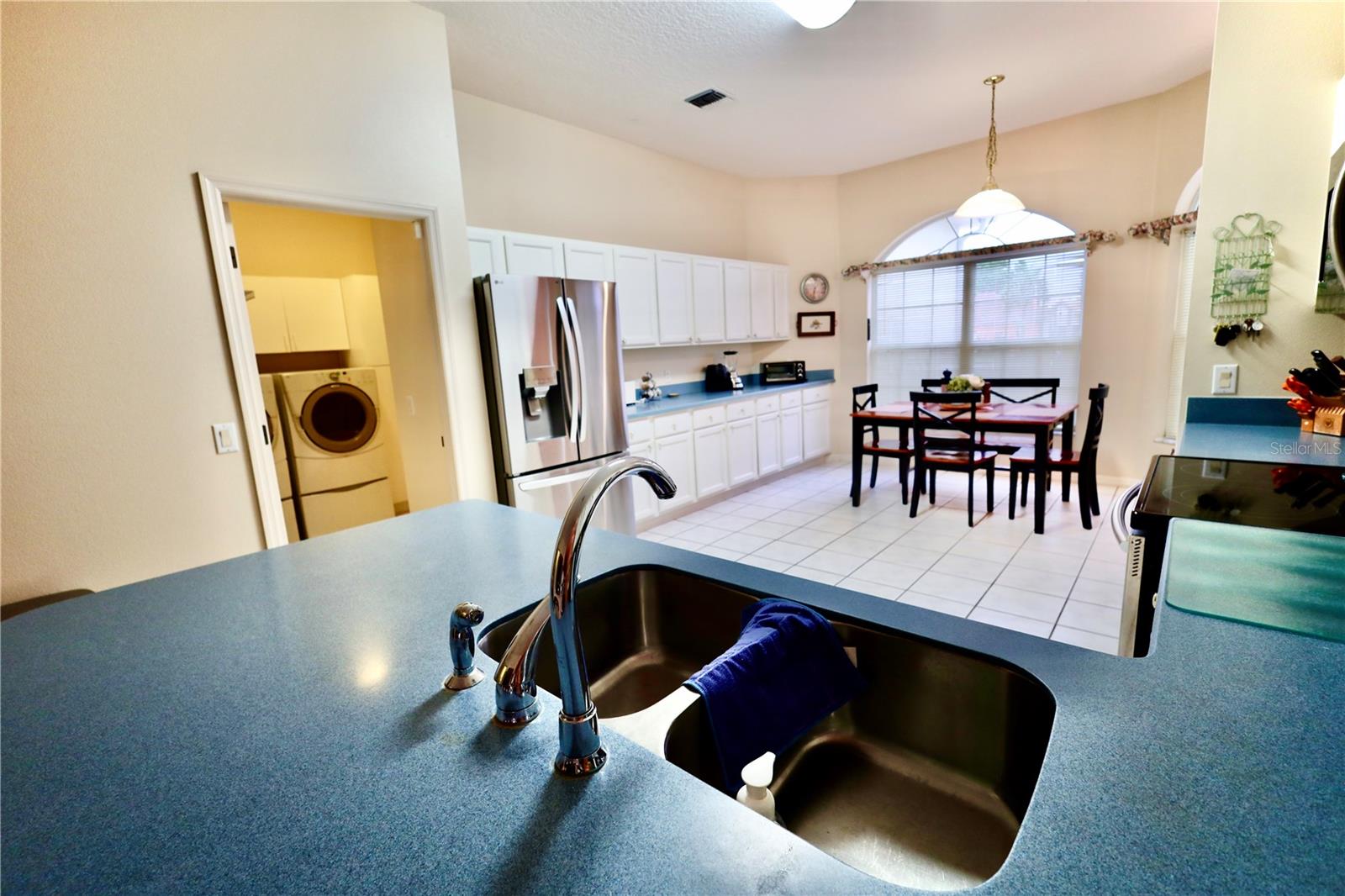 Image 4 of 16 For 532 Carrera Drive
