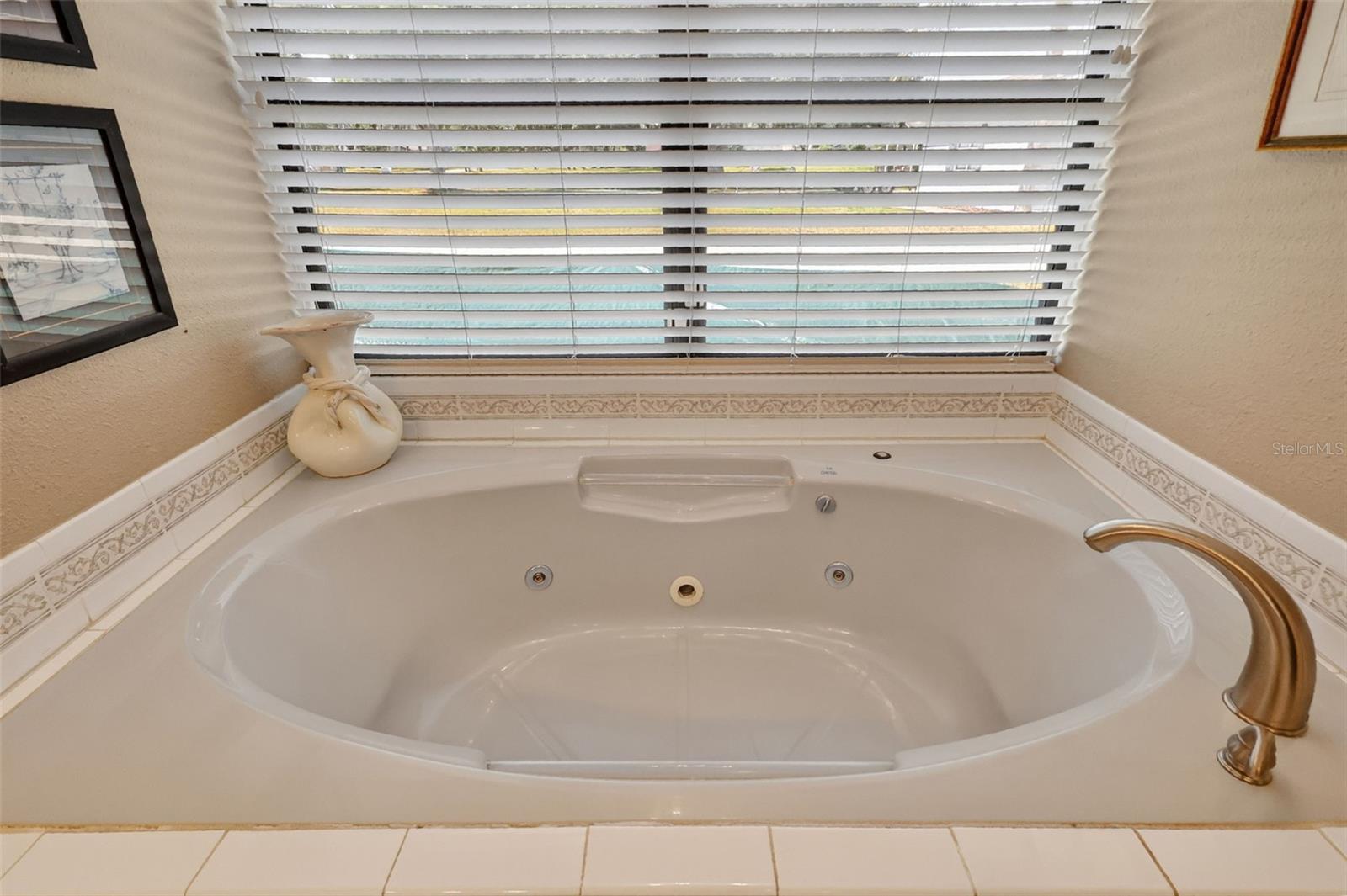 Image 30 of 83 For 32739 Lake Eustis Drive