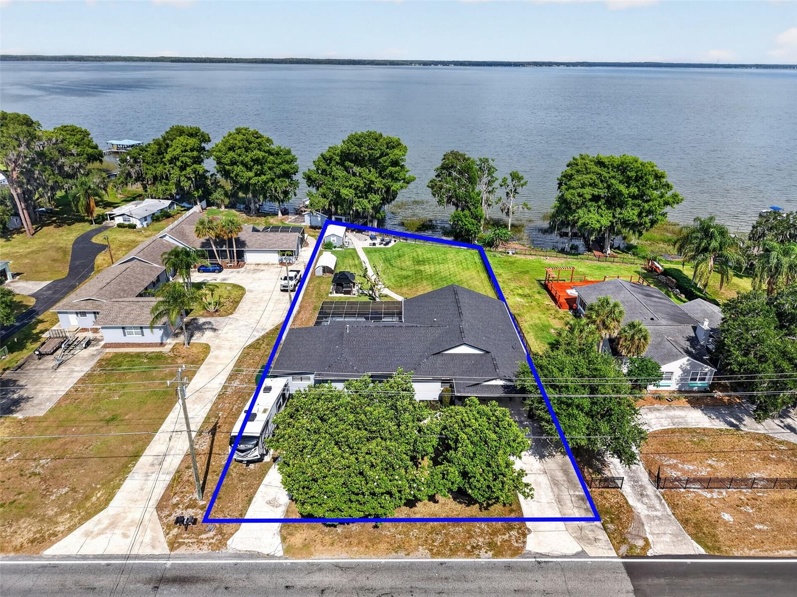 Image 5 of 83 For 32739 Lake Eustis Drive