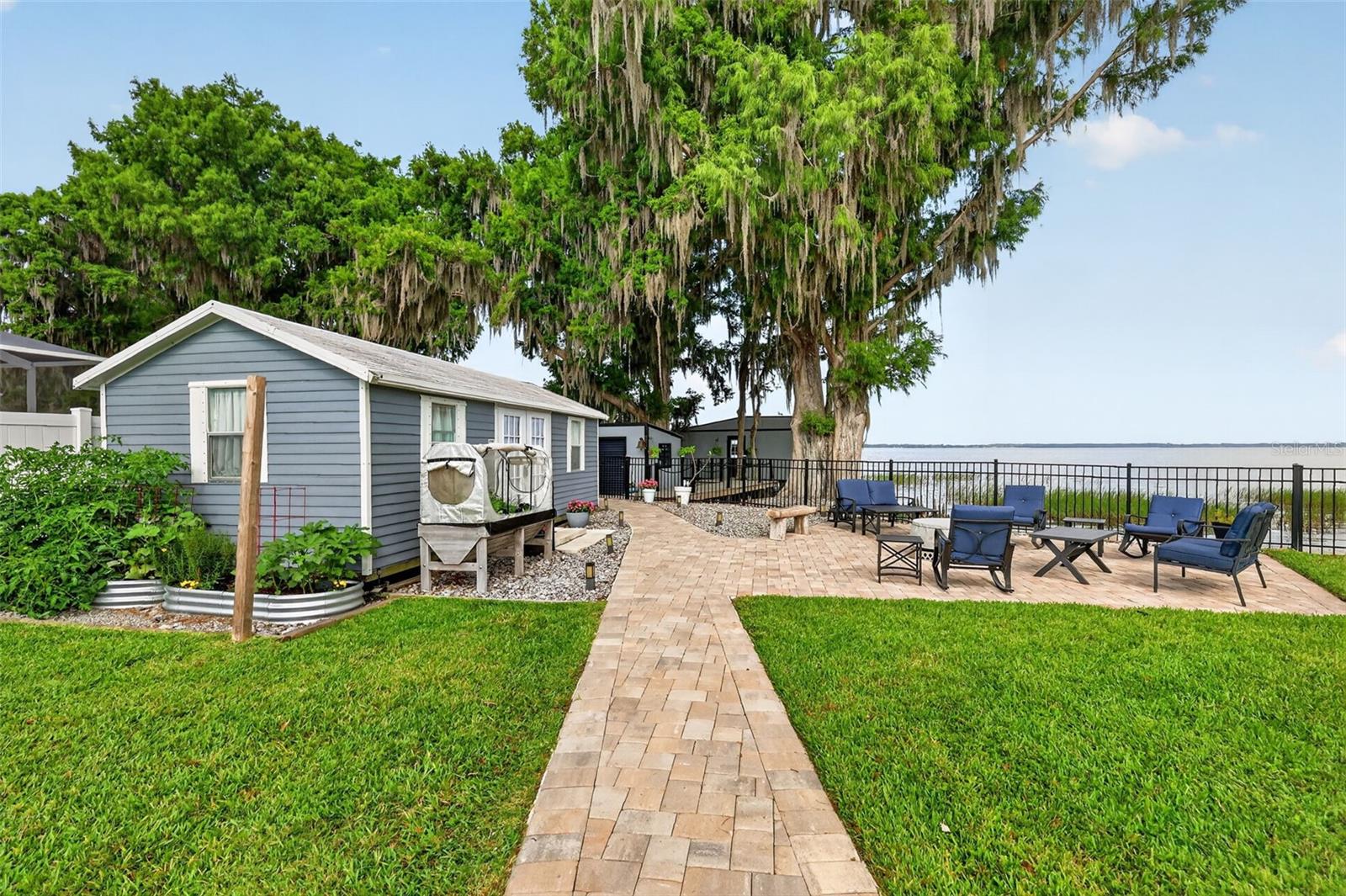 Image 62 of 83 For 32739 Lake Eustis Drive