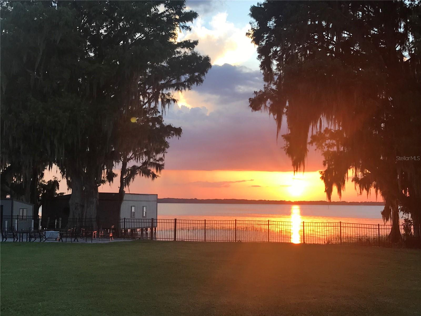 Image 82 of 83 For 32739 Lake Eustis Drive