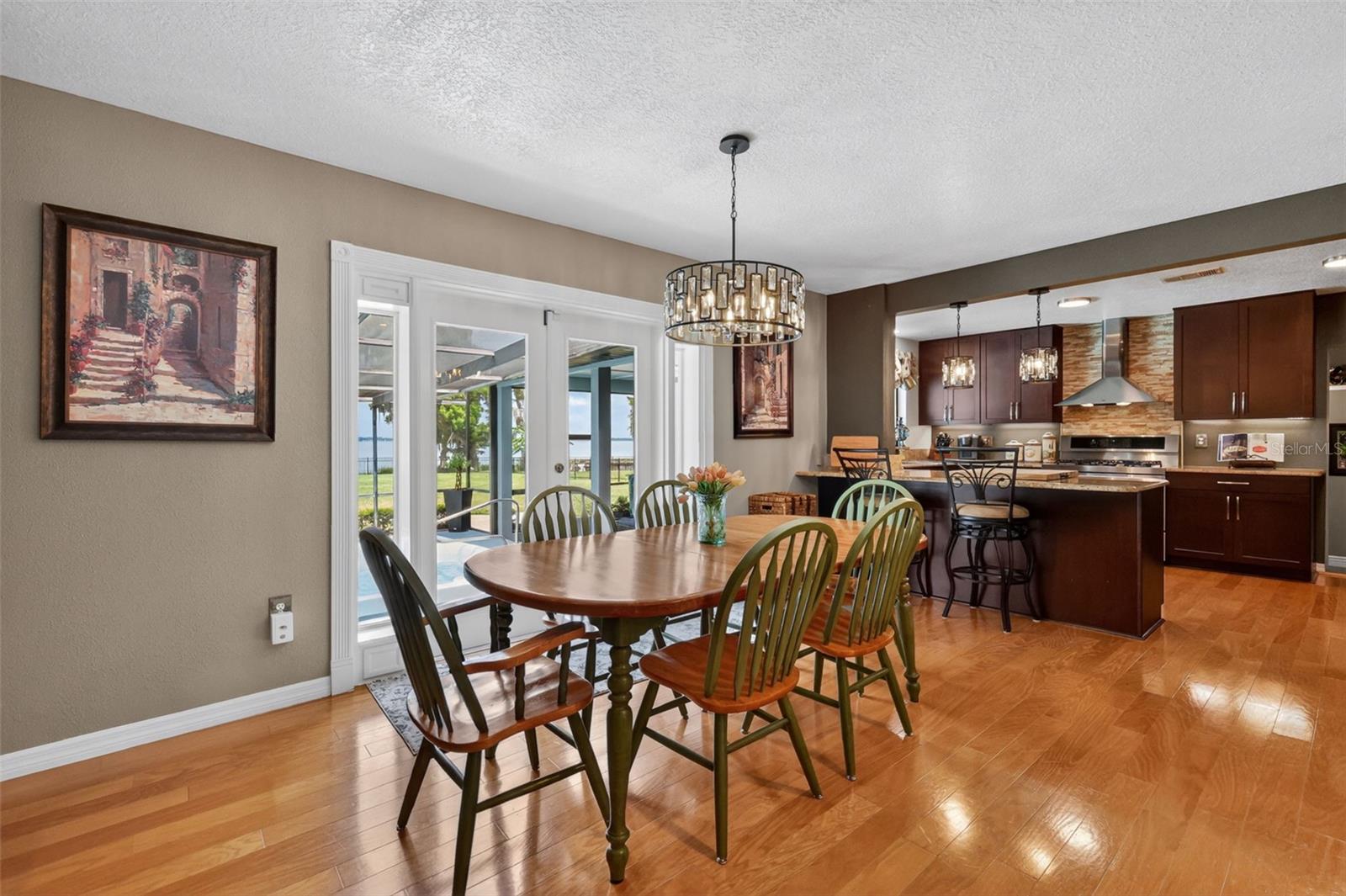 Image 9 of 83 For 32739 Lake Eustis Drive