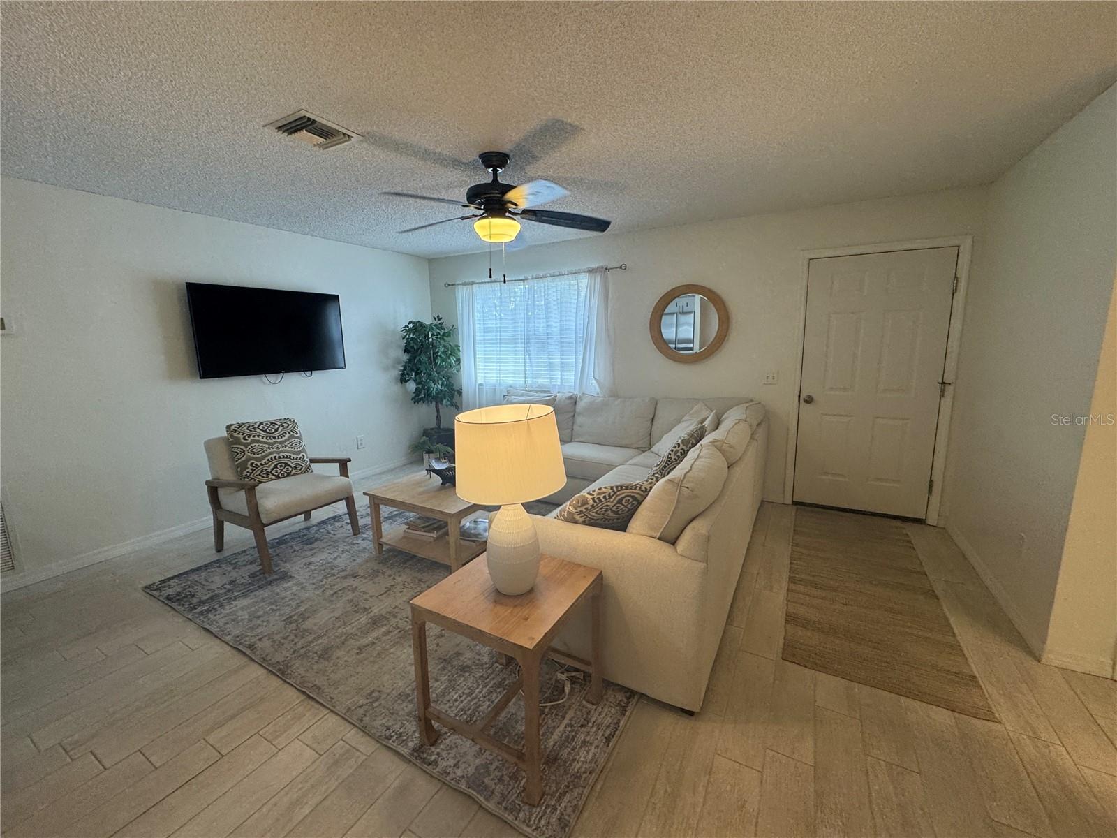 Image 2 of 17 For 314 Juarez Way
