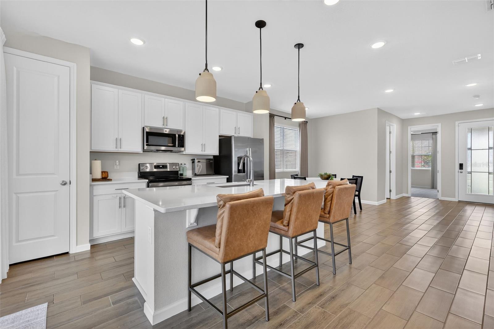 Image 8 of 53 For 3710 Malad Way
