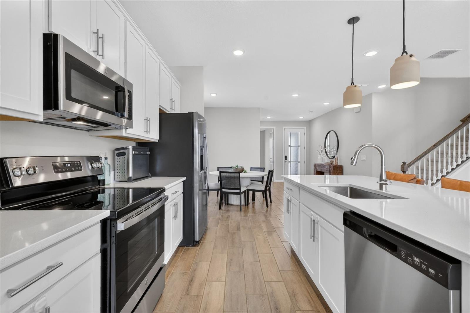 Image 9 of 53 For 3710 Malad Way