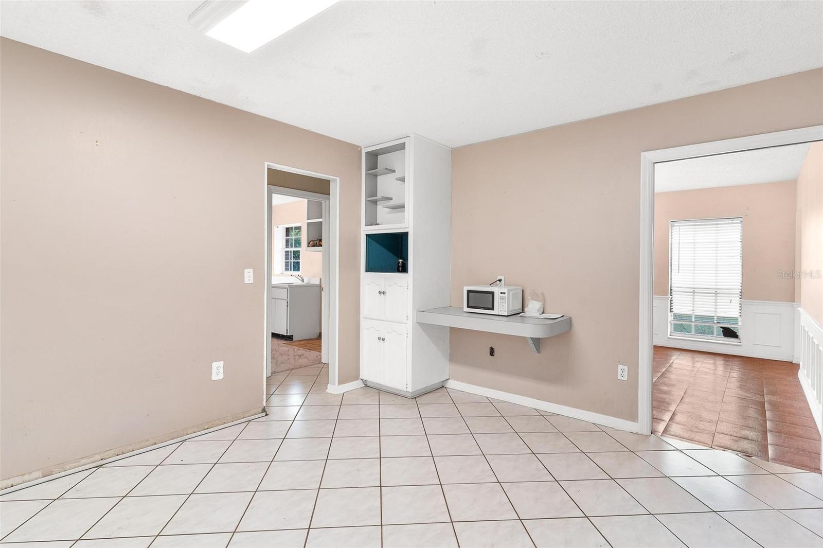Image 15 of 57 For 2500 Urick Street