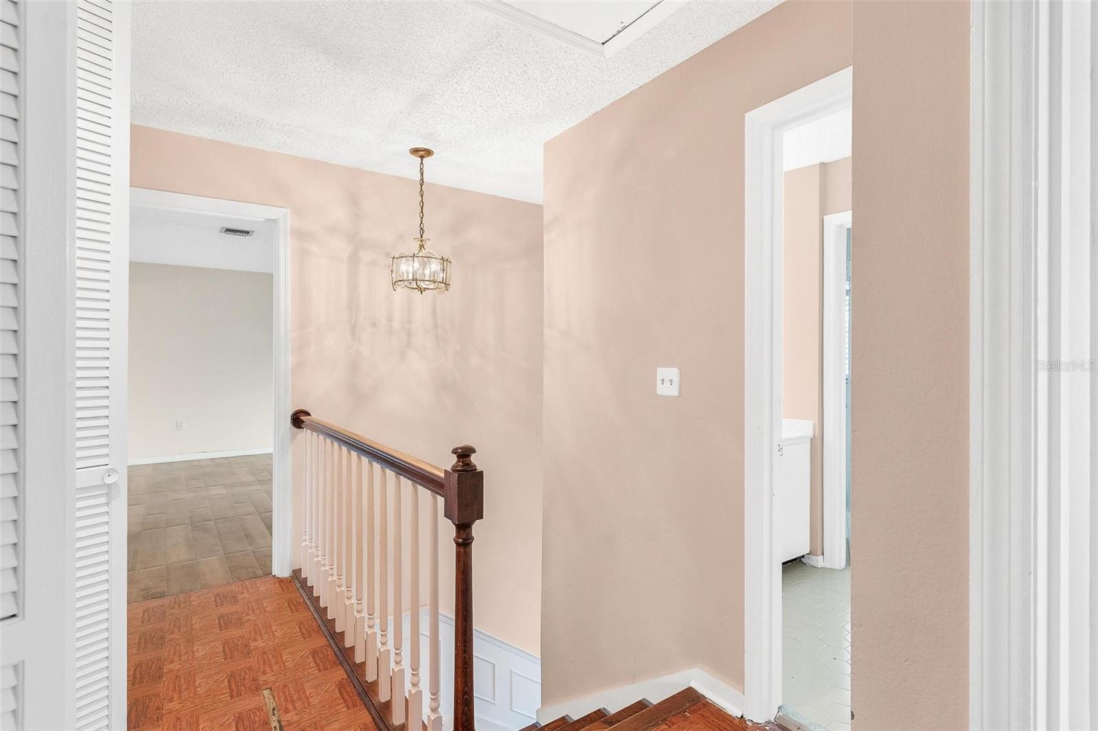 Image 21 of 57 For 2500 Urick Street