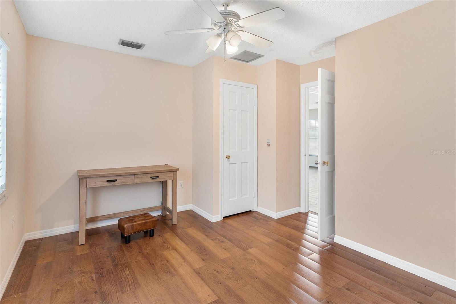 Image 30 of 57 For 2500 Urick Street