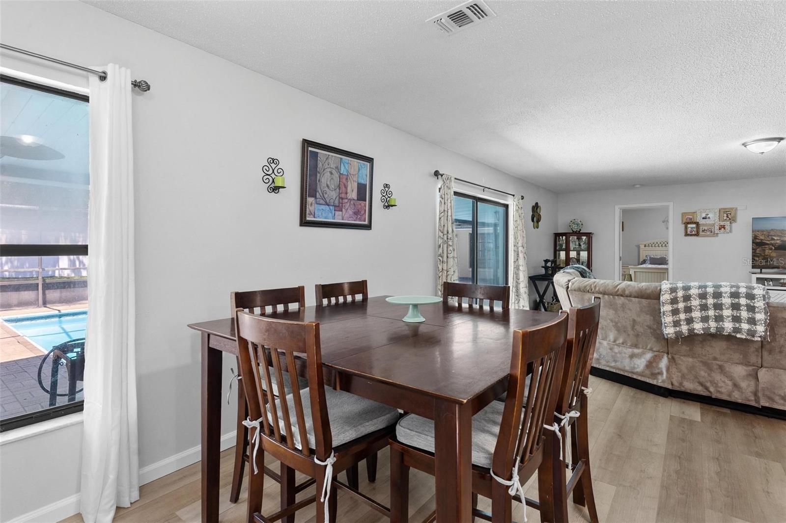 Image 14 of 53 For 5435 165th Street Road