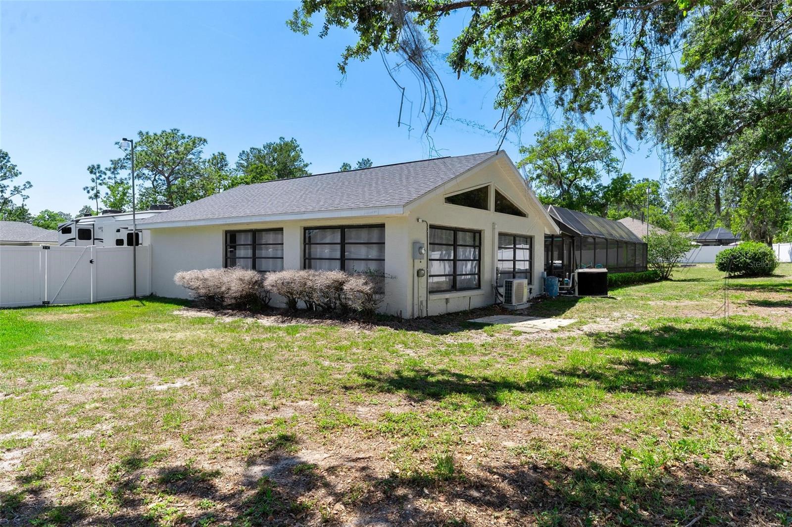 Image 42 of 53 For 5435 165th Street Road