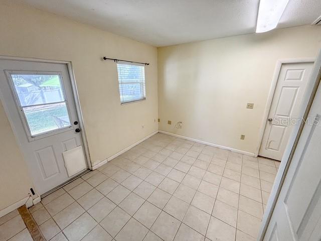 Image 15 of 44 For 121 E Pine St