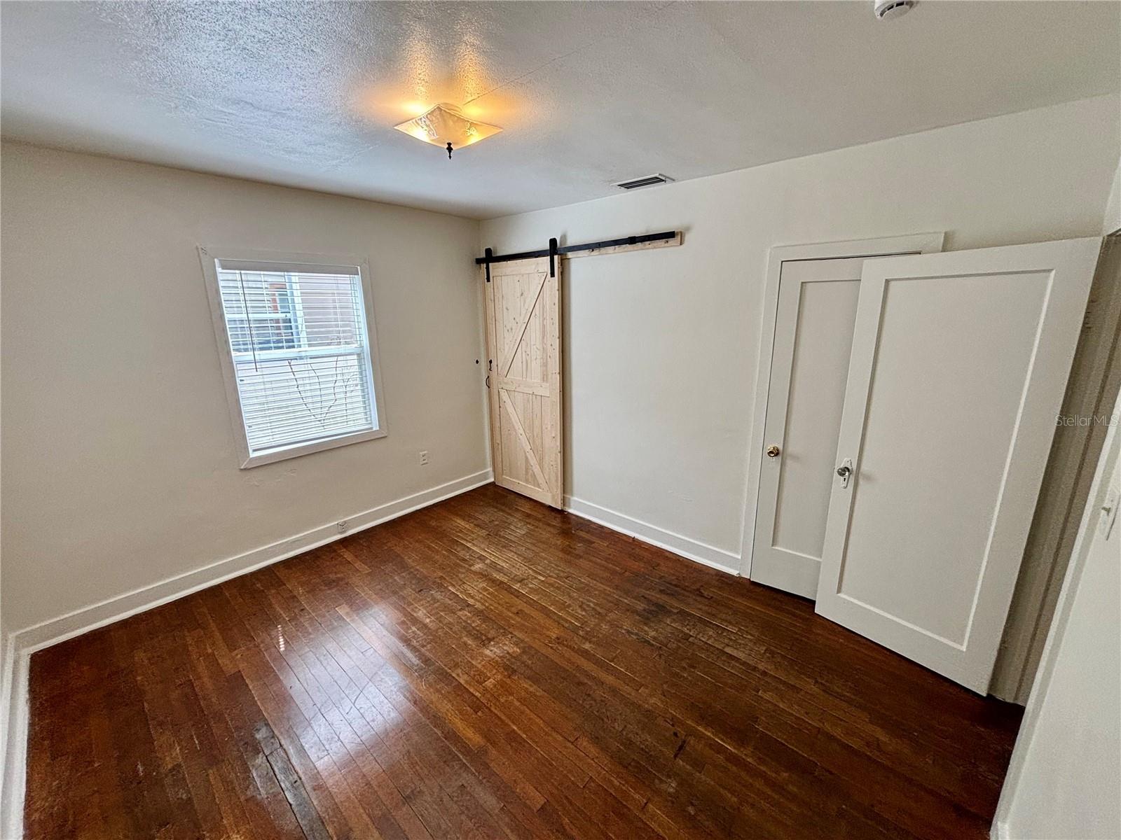 Image 16 of 22 For 1219 Lake Highland Drive