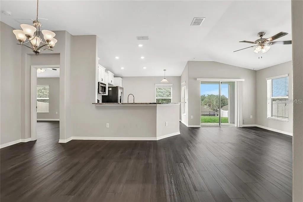 Image 18 of 28 For 4908 Havilland Drive