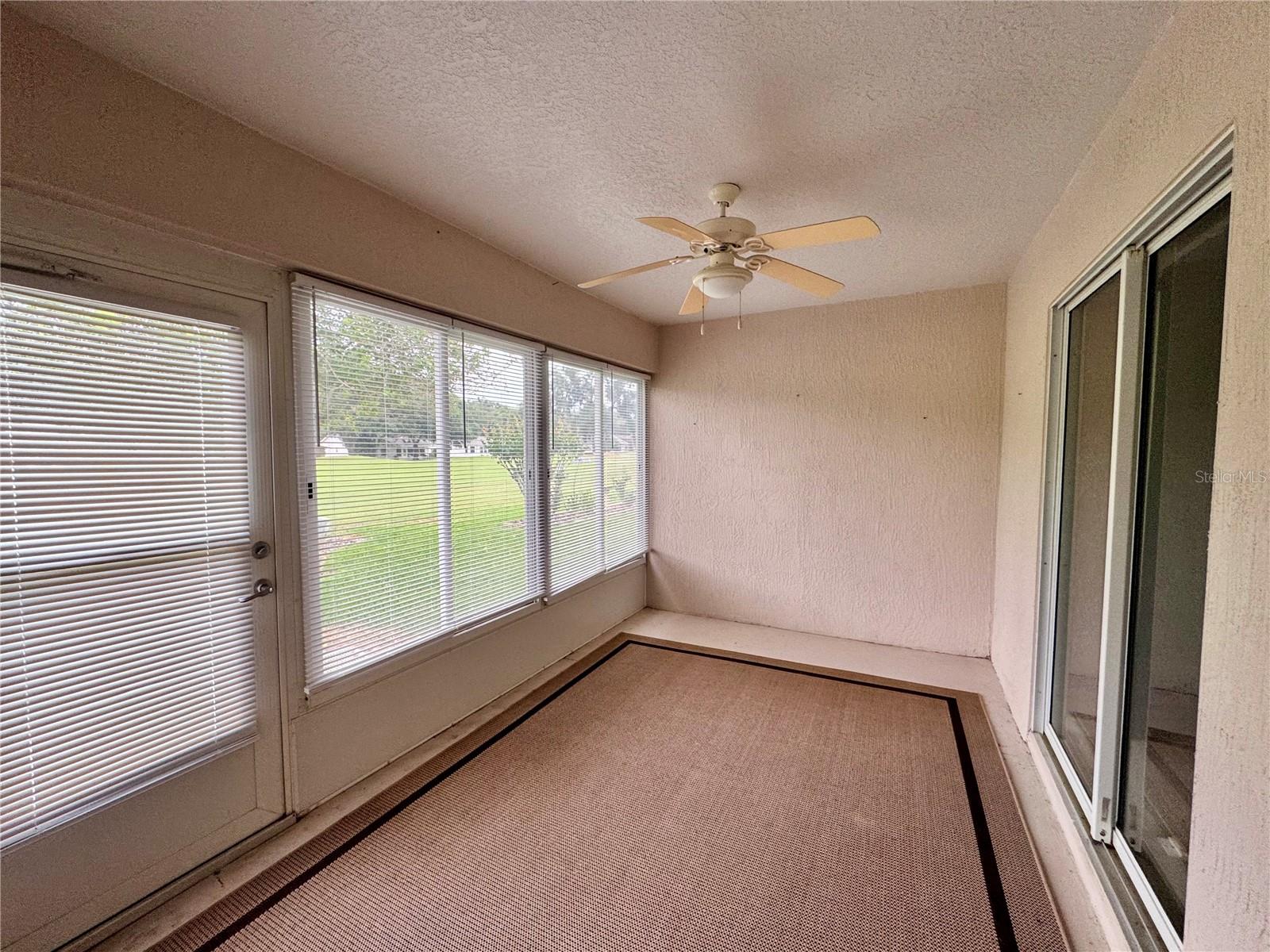 Image 21 of 27 For 549 Golfview Court