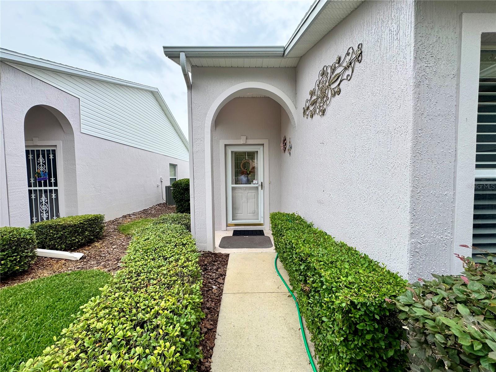 Image 4 of 27 For 549 Golfview Court