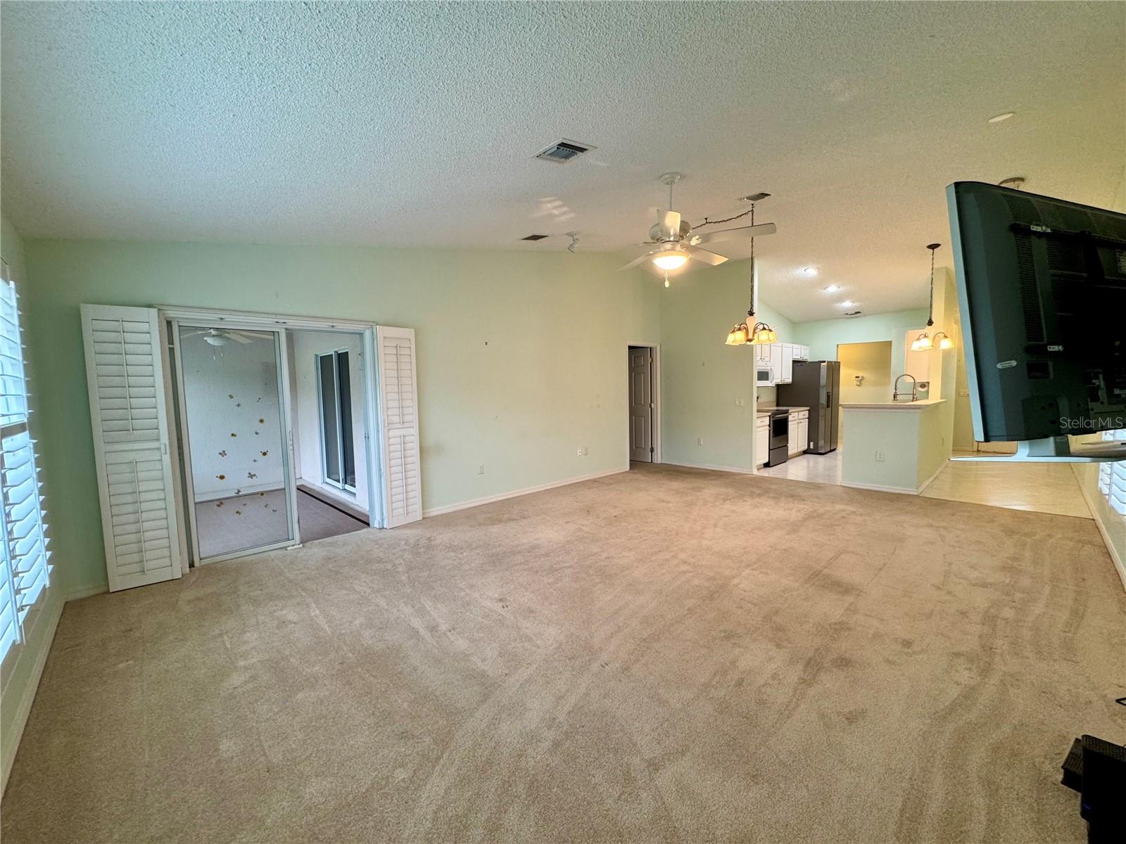 Image 8 of 27 For 549 Golfview Court
