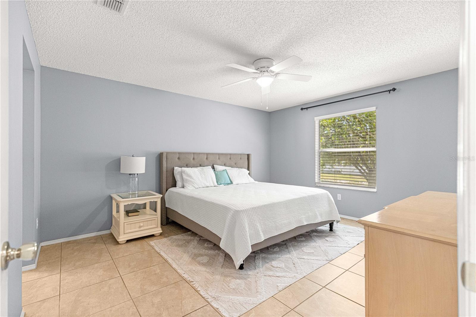 Image 19 of 34 For 2140 Estevez Drive