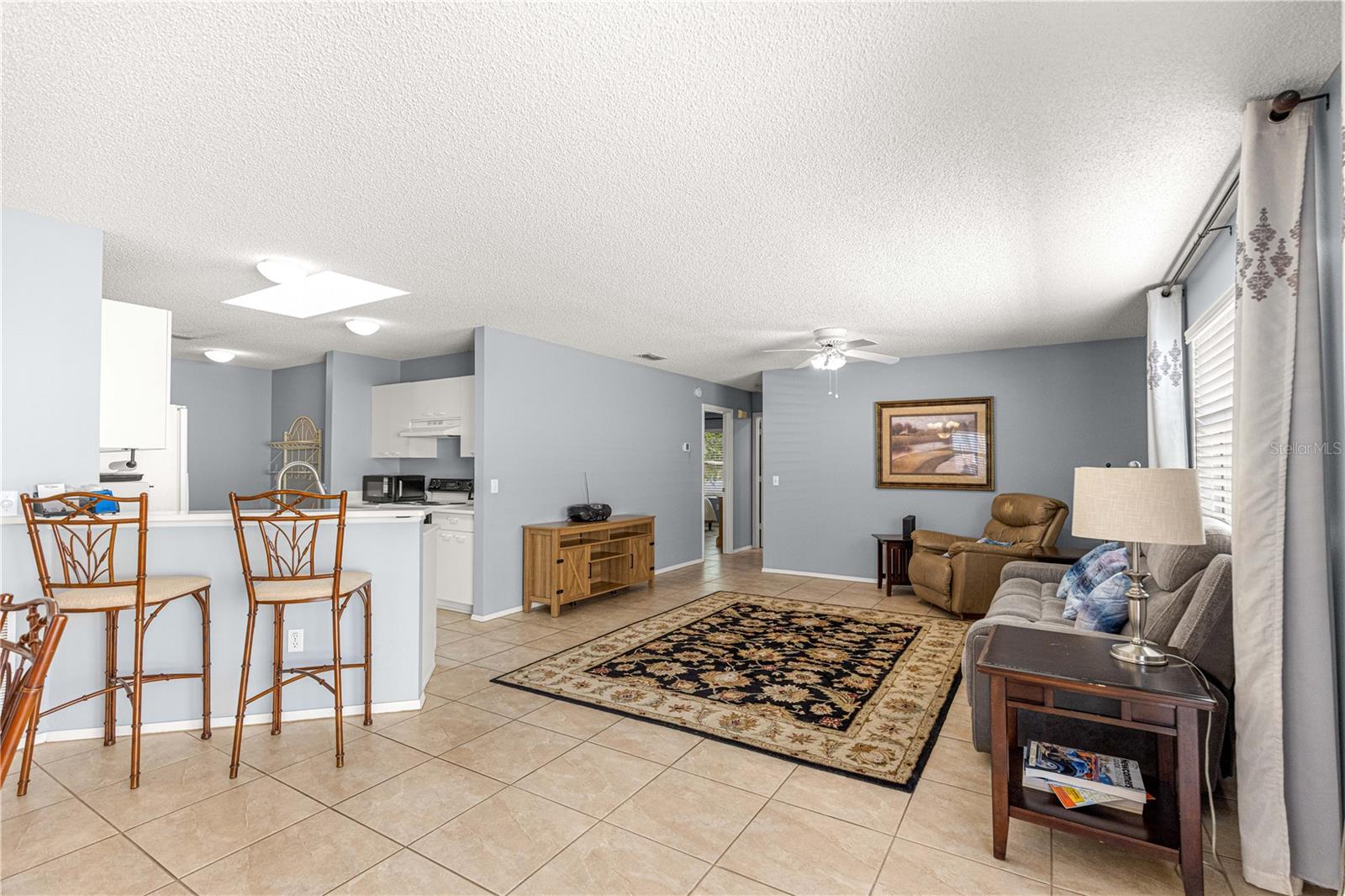 Image 4 of 34 For 2140 Estevez Drive