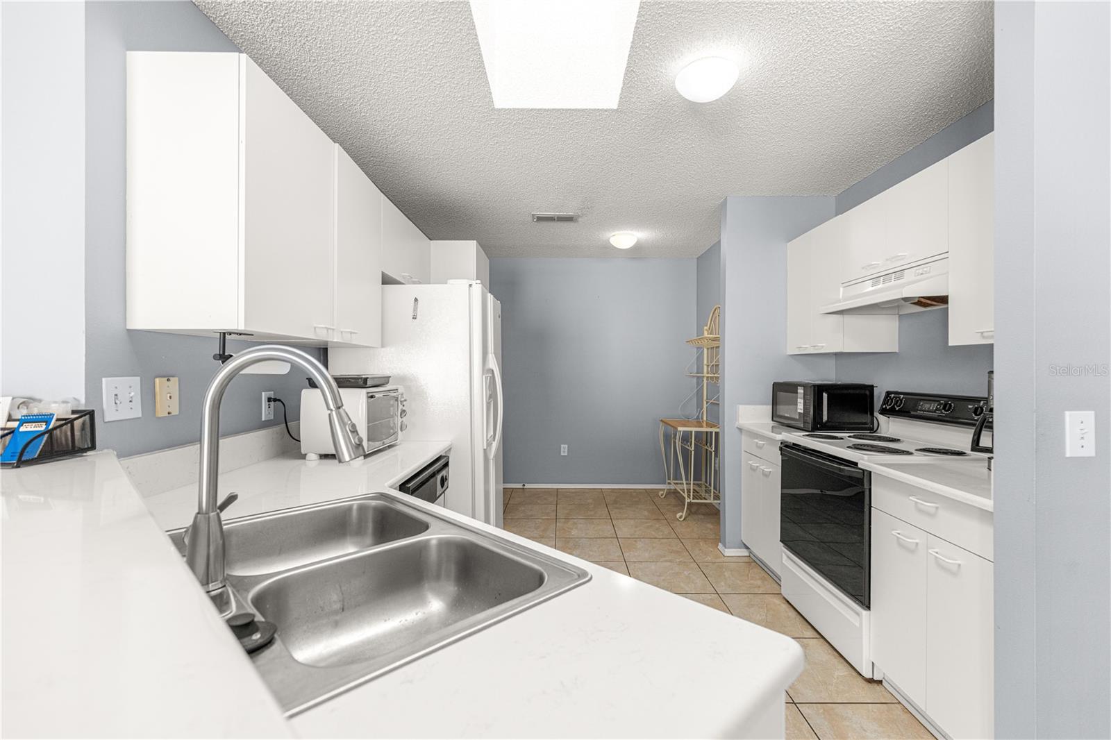 Image 8 of 34 For 2140 Estevez Drive