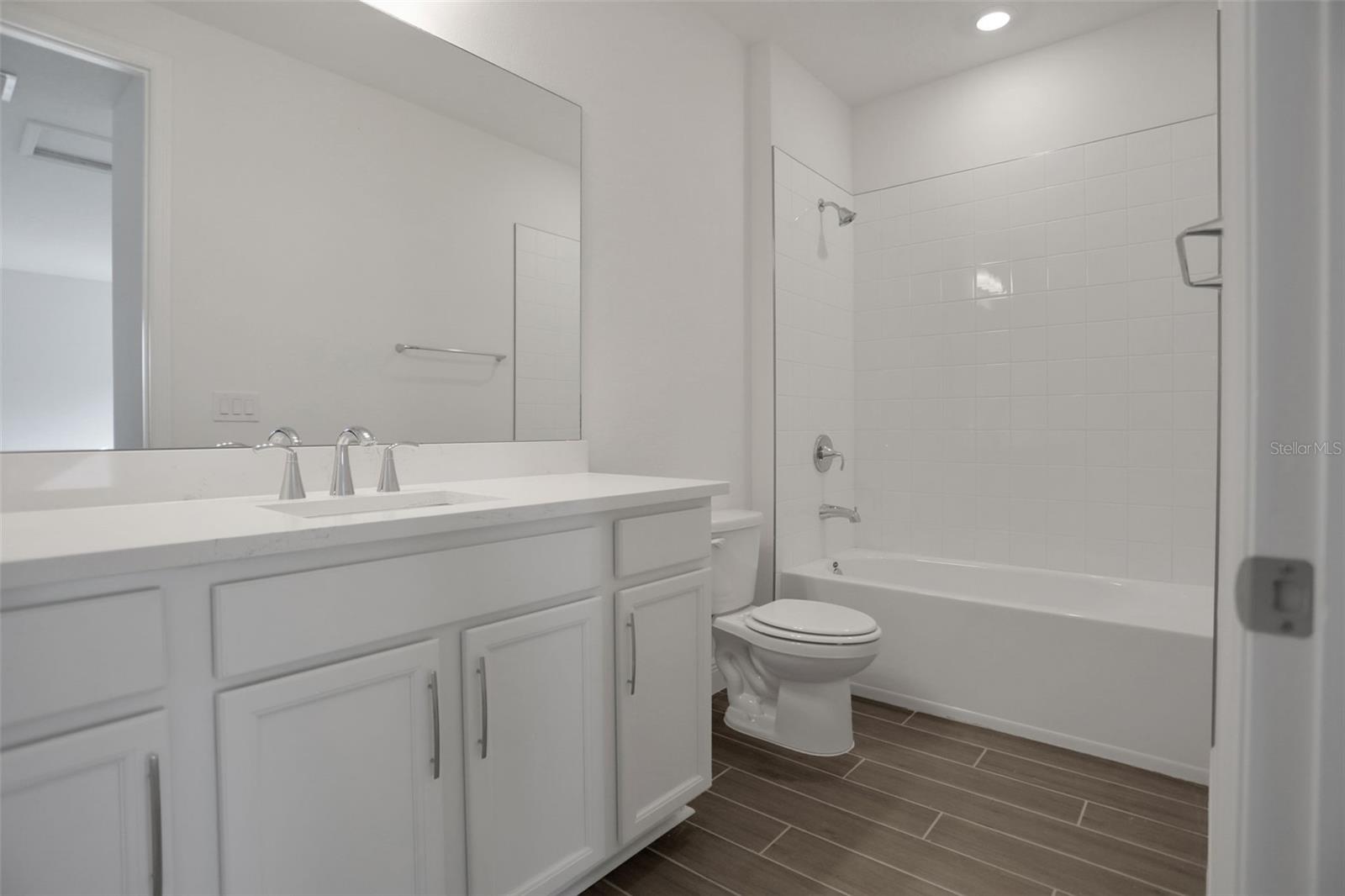 Image 7 of 42 For 7414 Sea Manatee Street