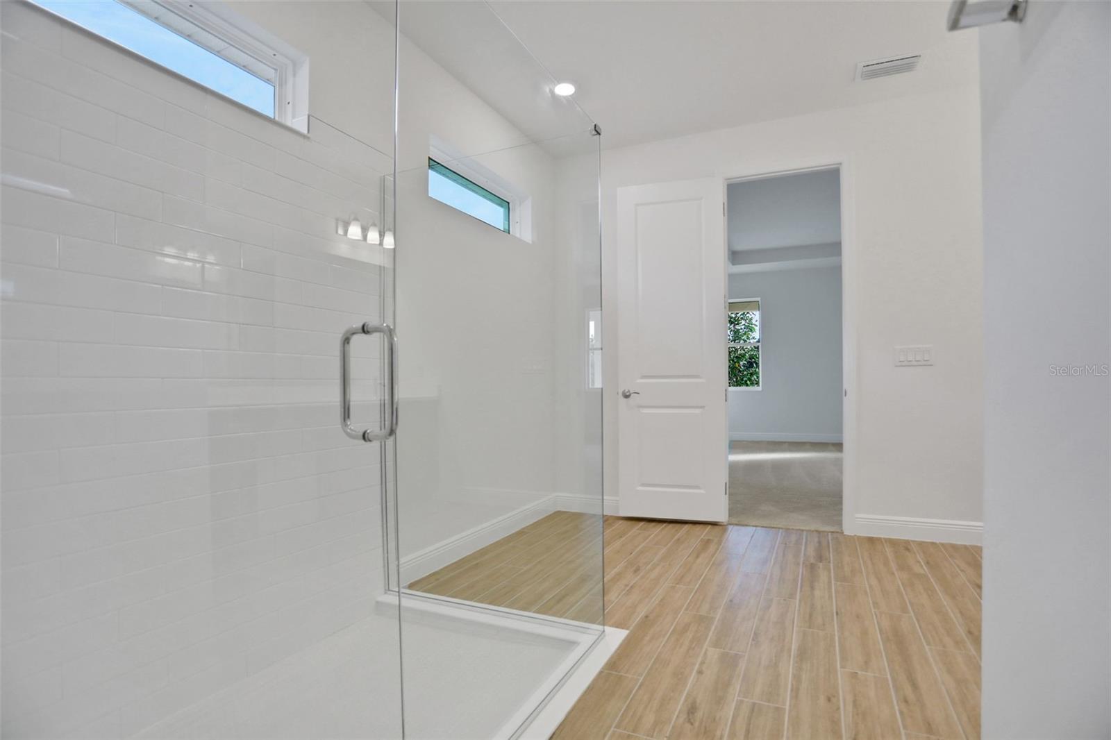 Image 28 of 40 For 7418 Sea Manatee Street