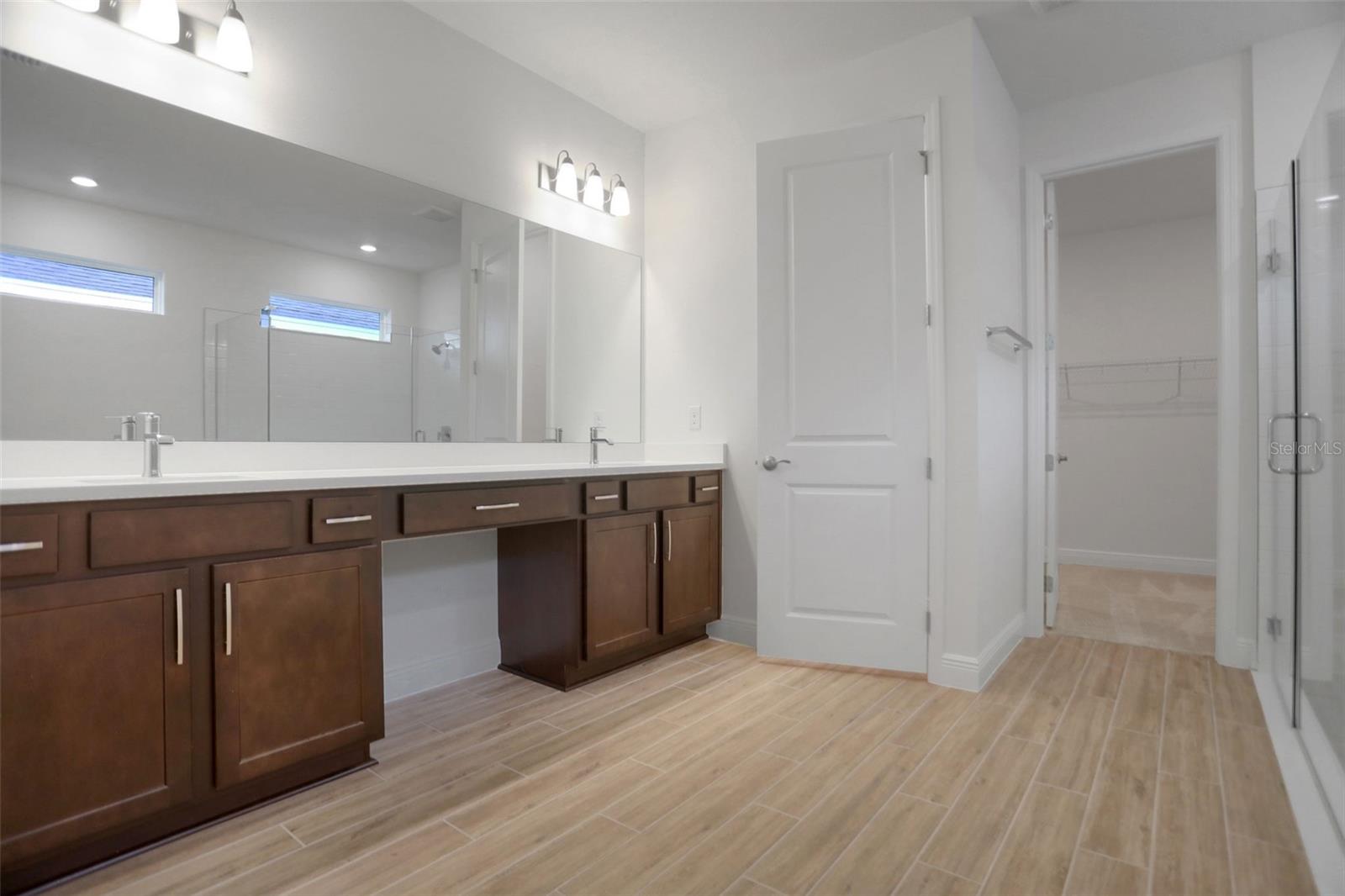Image 31 of 40 For 7418 Sea Manatee Street