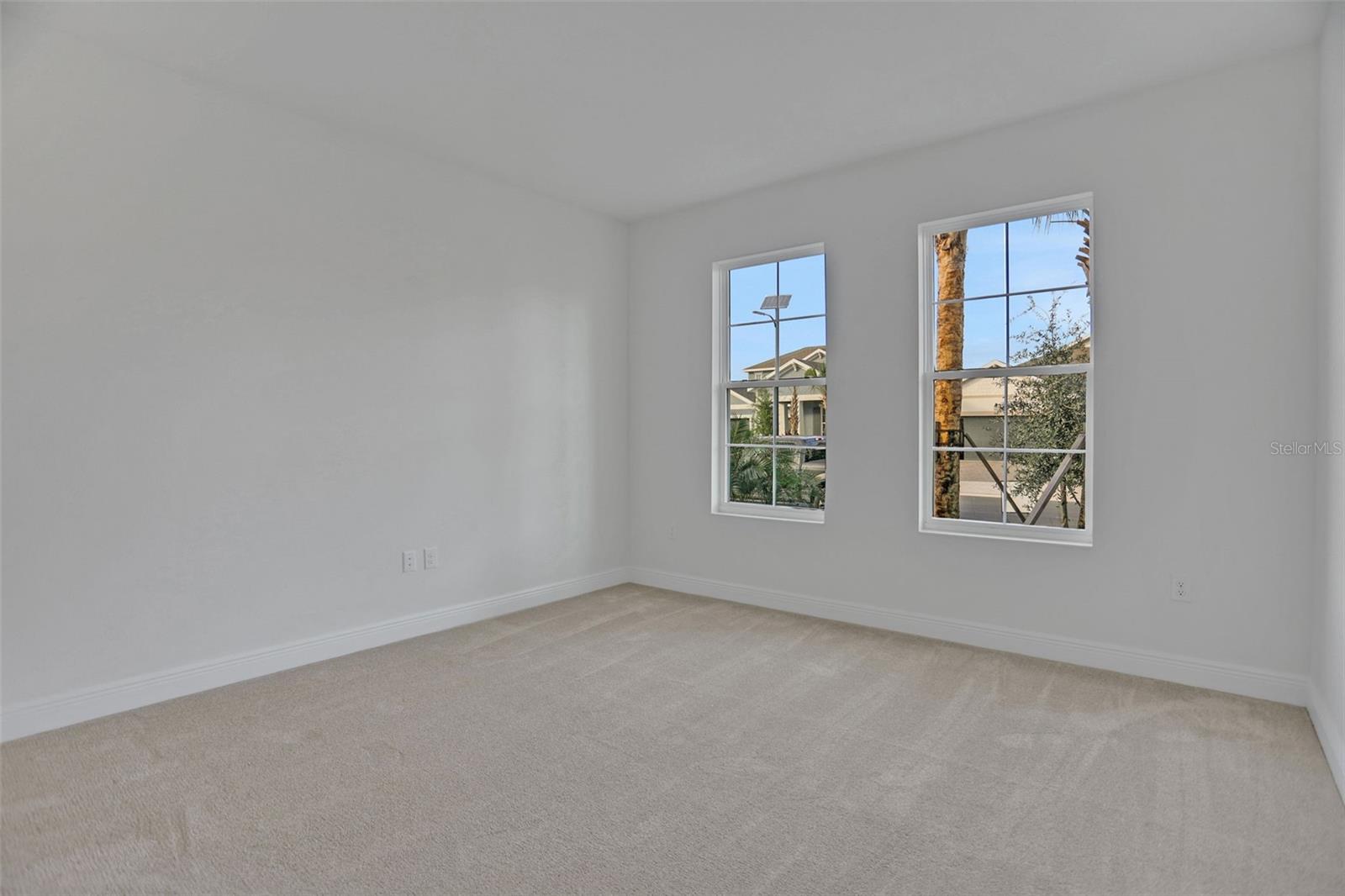 Image 33 of 40 For 7418 Sea Manatee Street