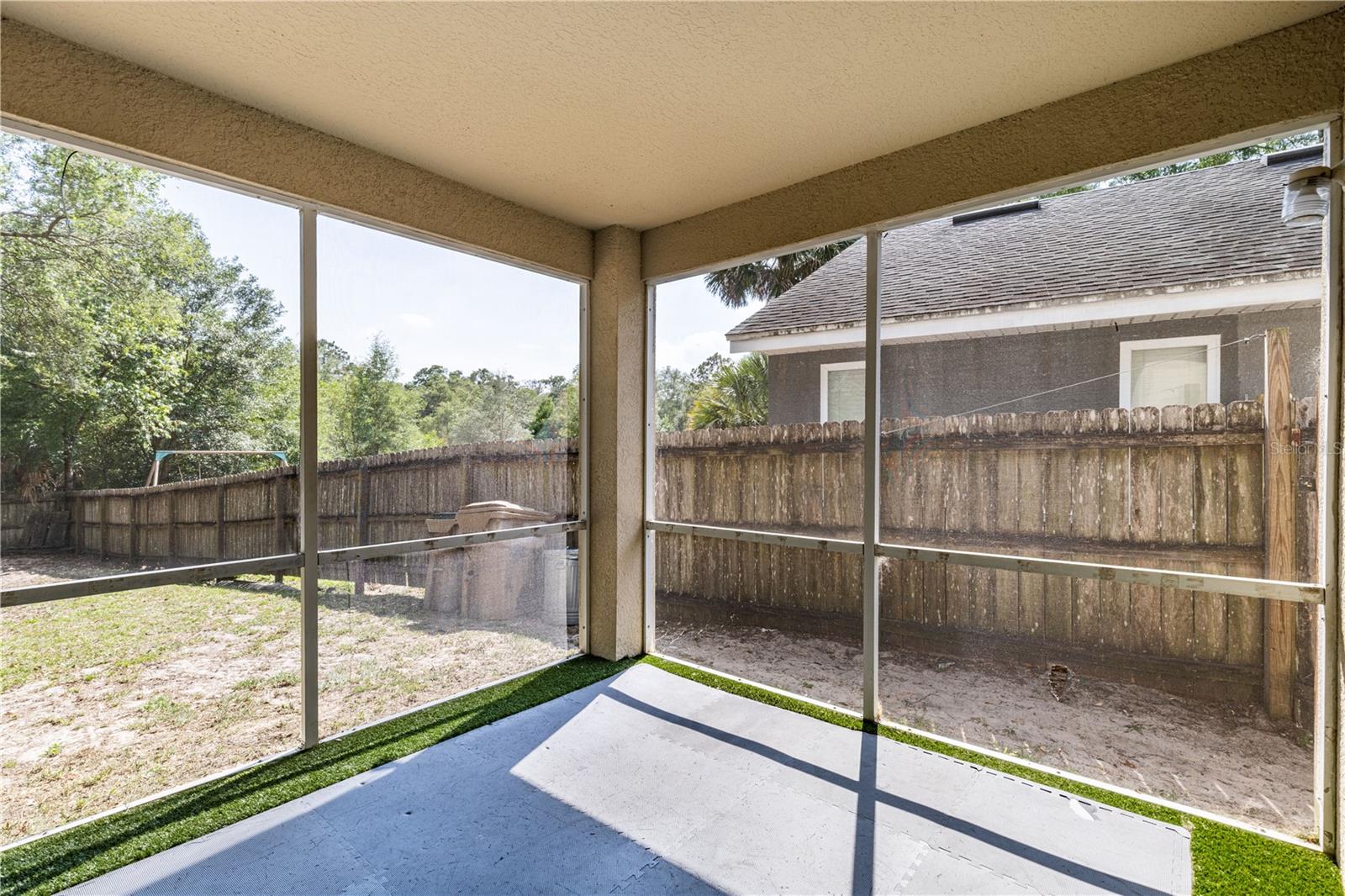 Image 30 of 36 For 31080 Lochmore Circle