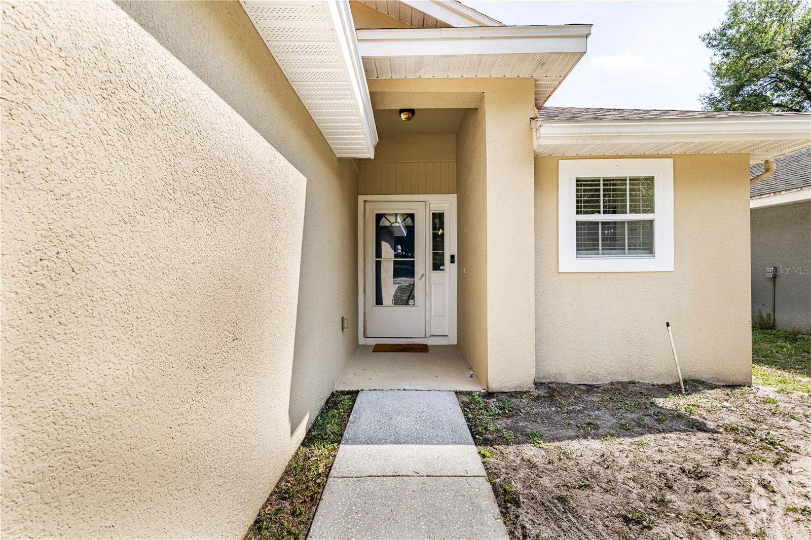 Image 5 of 36 For 31080 Lochmore Circle