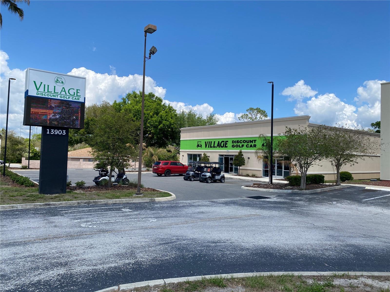 Details for 13891 Us Hwy 441, LADY LAKE, FL 32159
