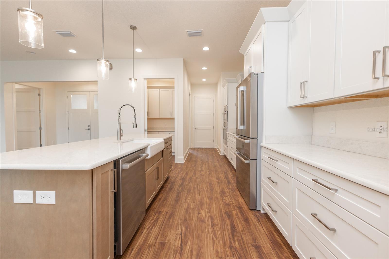 Image 7 of 49 For 1439 Cr 212  