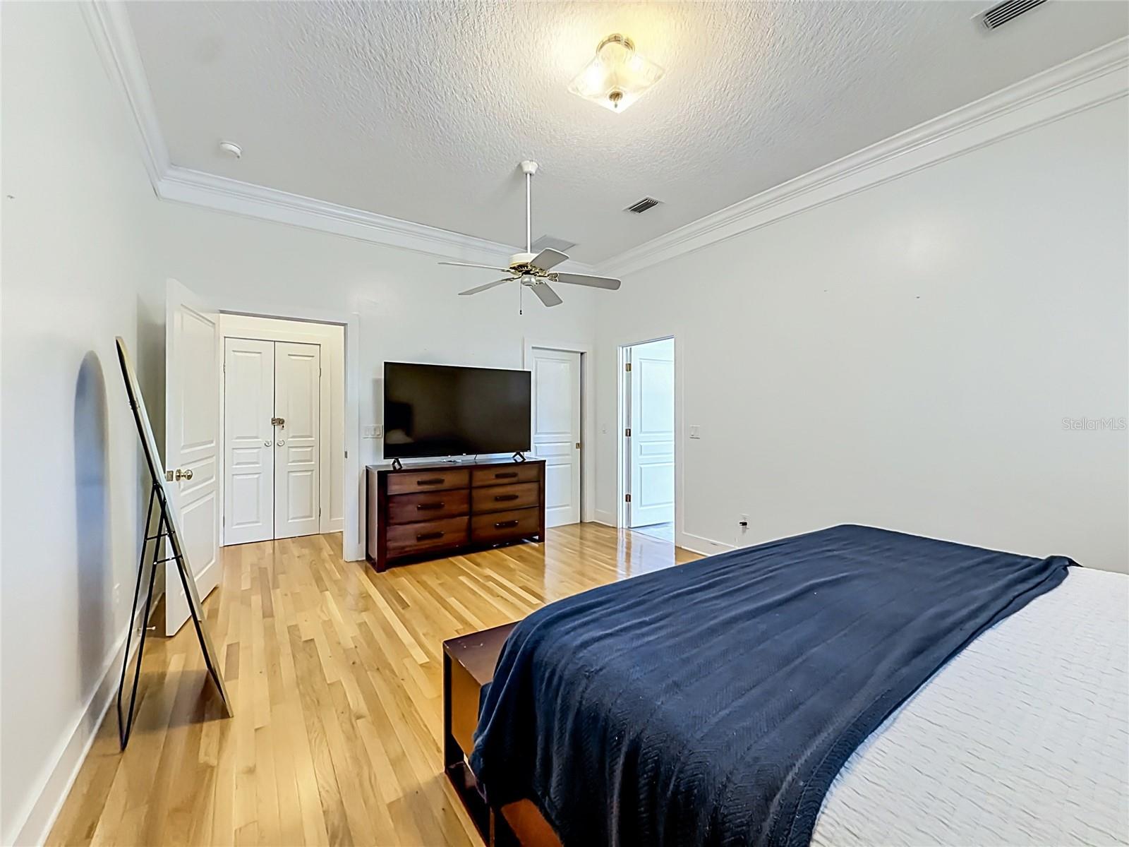 Image 37 of 81 For 34122 Park Lane