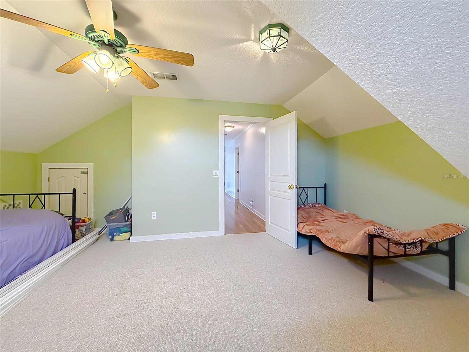 Image 63 of 81 For 34122 Park Lane