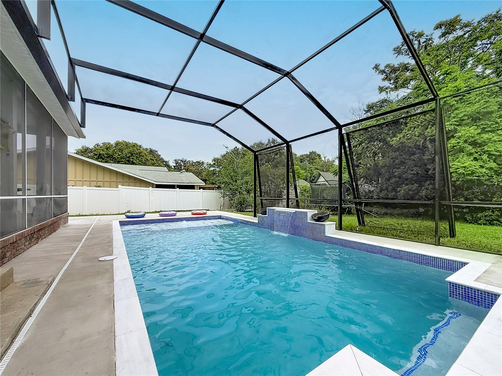 Image 7 of 81 For 34122 Park Lane