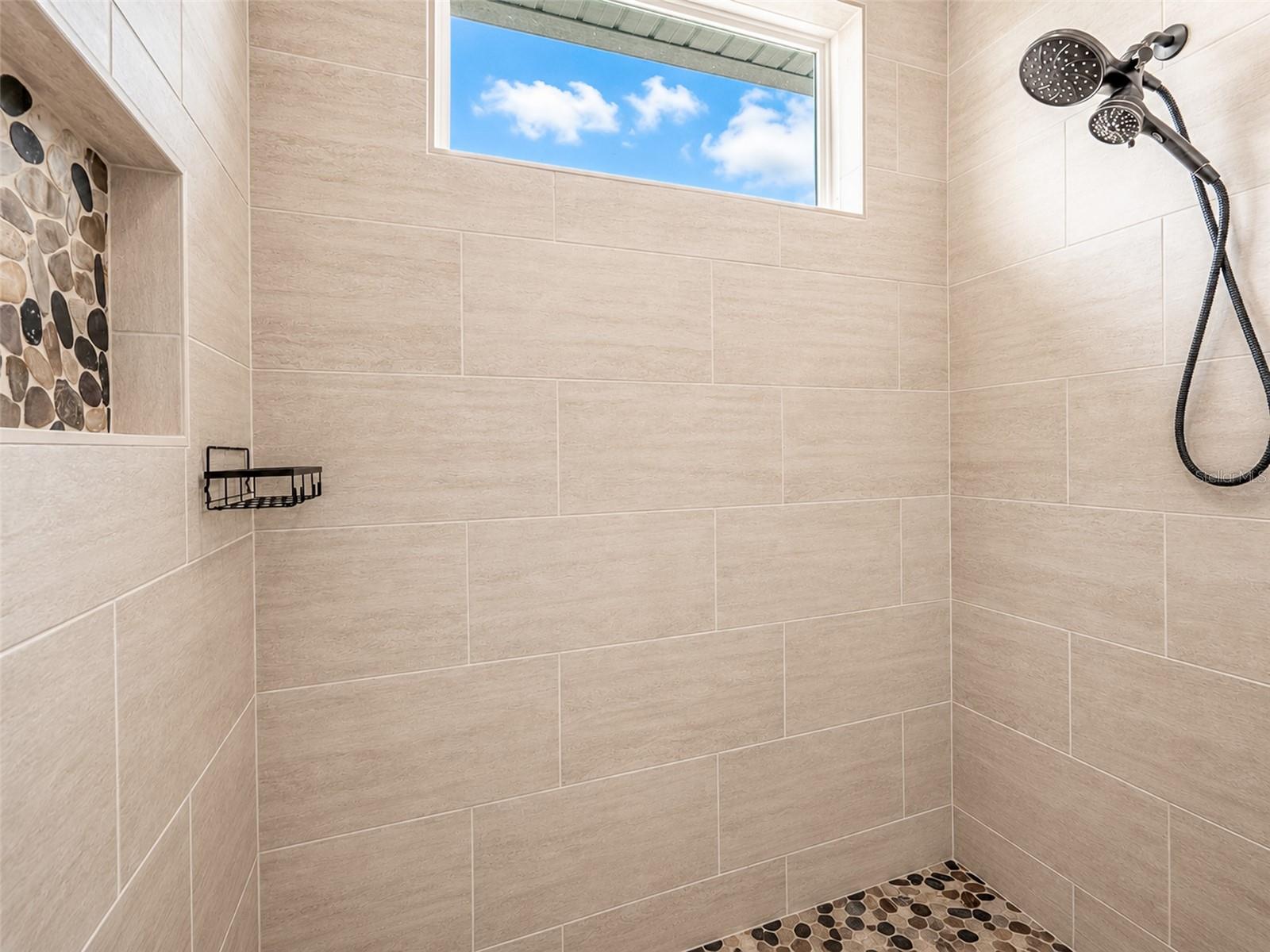 Image 18 of 43 For 13810 Rester Road