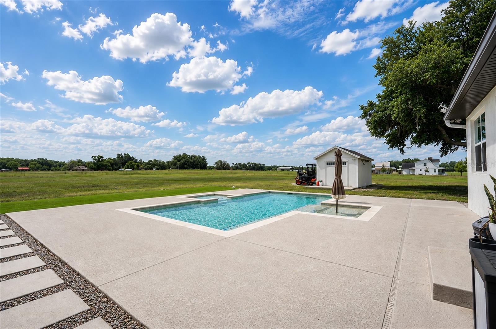 Image 31 of 43 For 13810 Rester Road