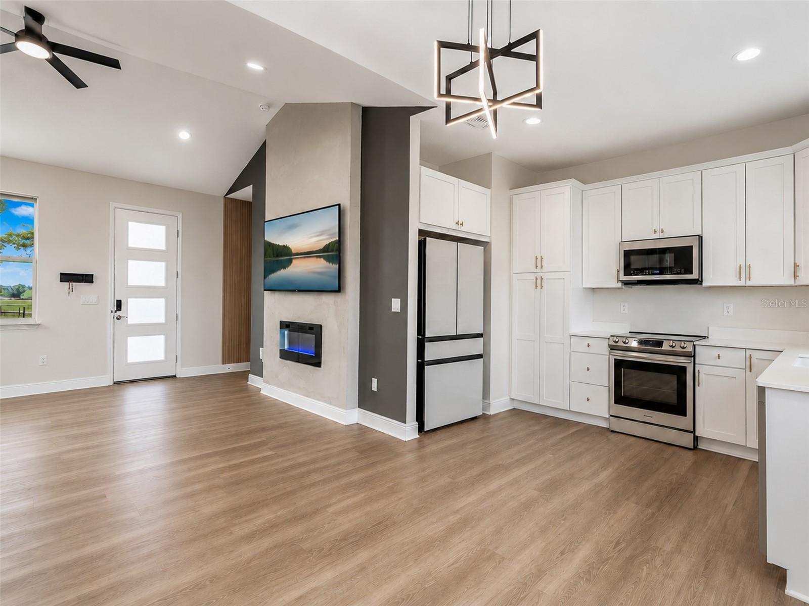 Image 8 of 43 For 13810 Rester Road