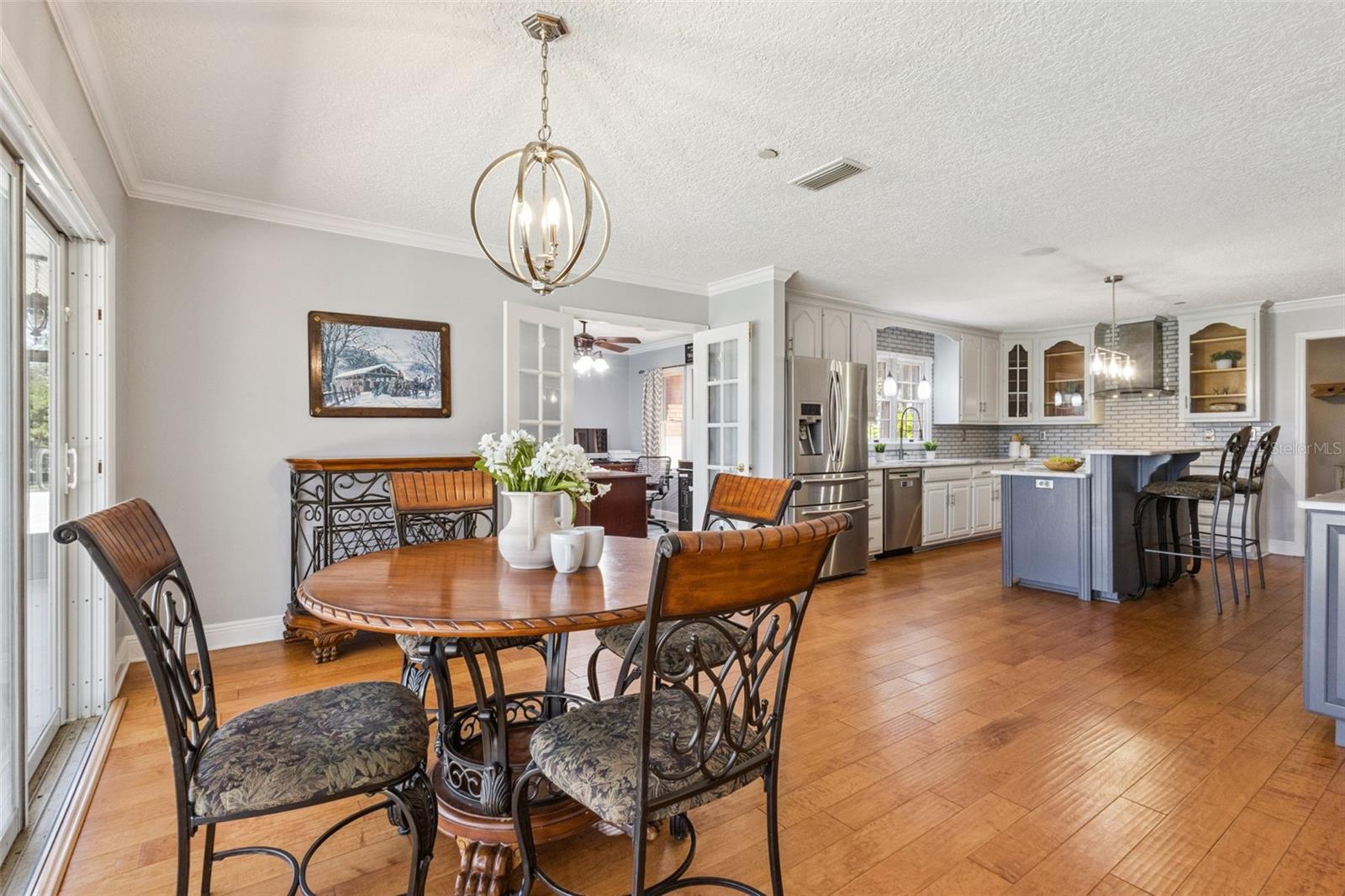 Image 20 of 69 For 14951 Thoroughbred Ln