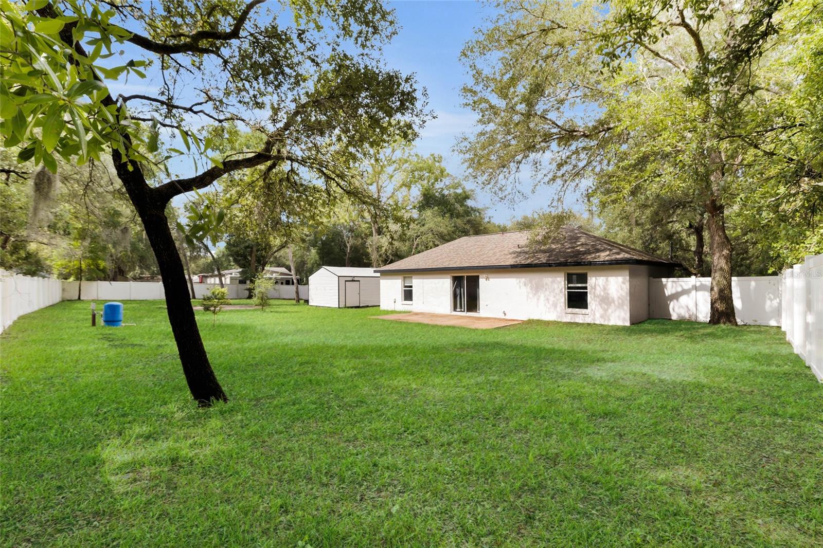 Image 22 of 31 For 40206 Palm Street