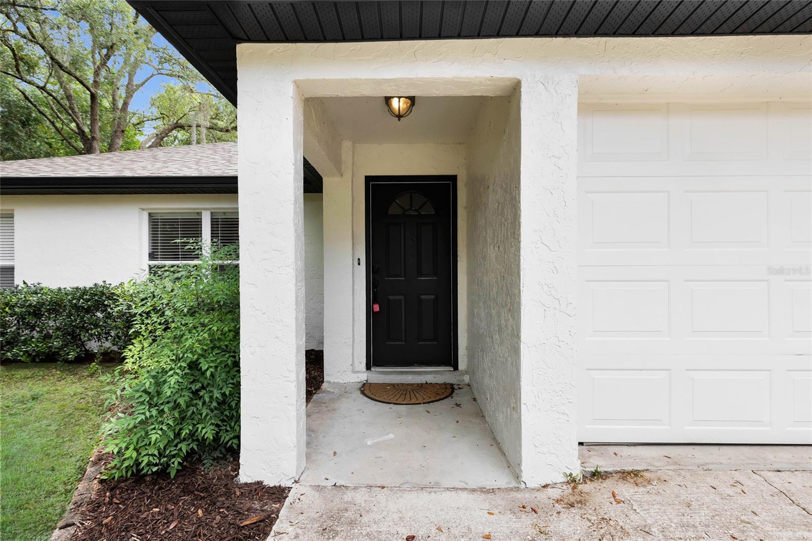 Image 6 of 31 For 40206 Palm Street