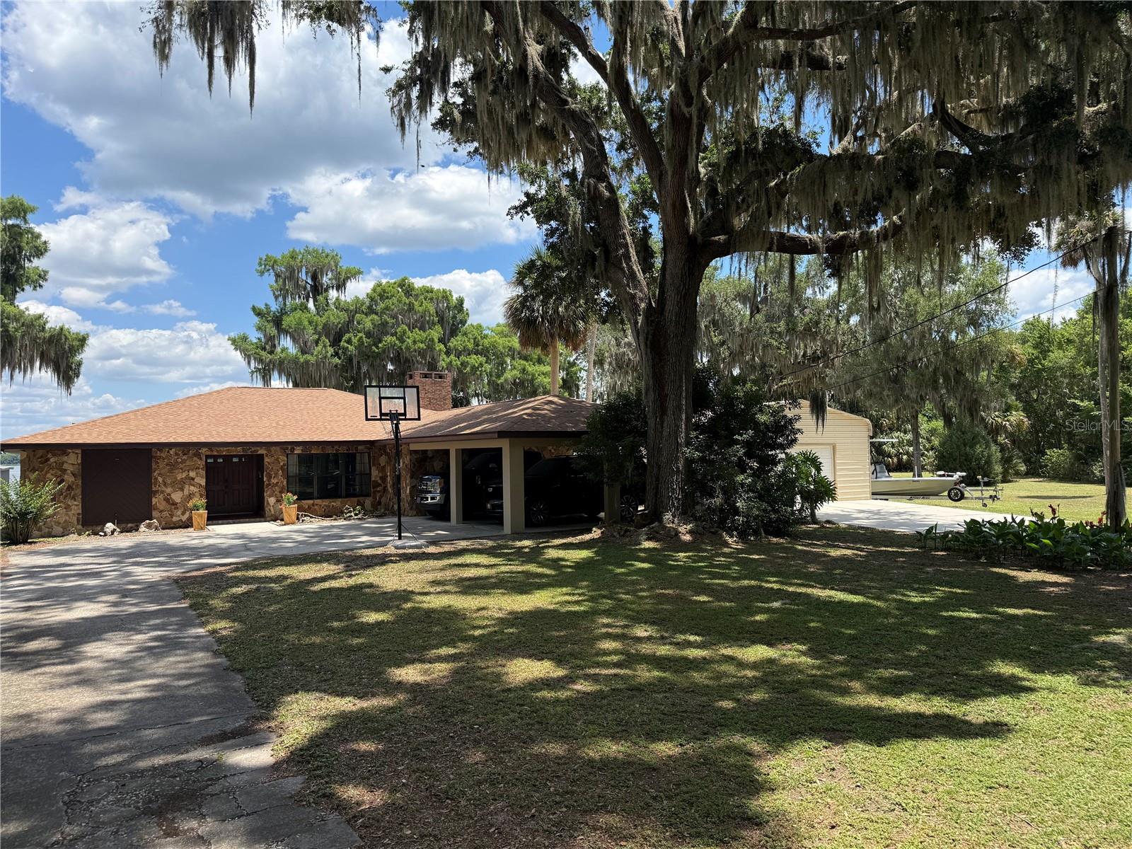 Details for 4232 County Road 400, LAKE PANASOFFKEE, FL 33538