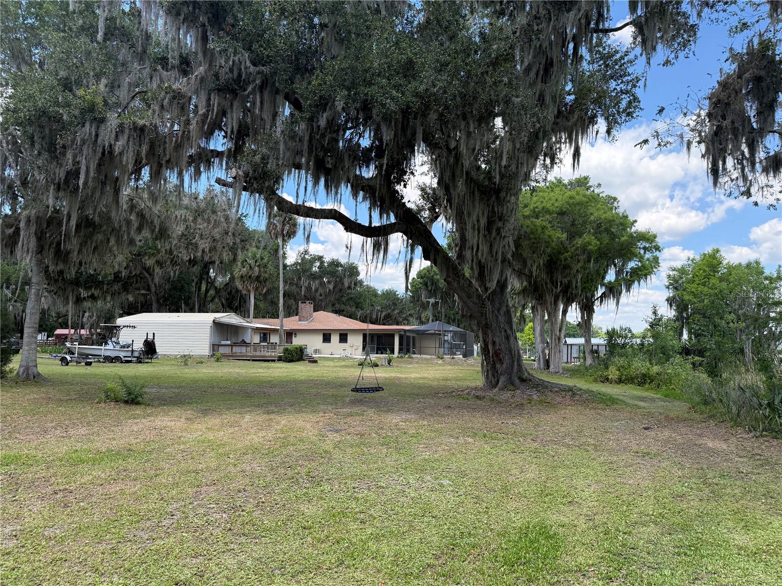 Image 18 of 92 For 4232 County Road 400