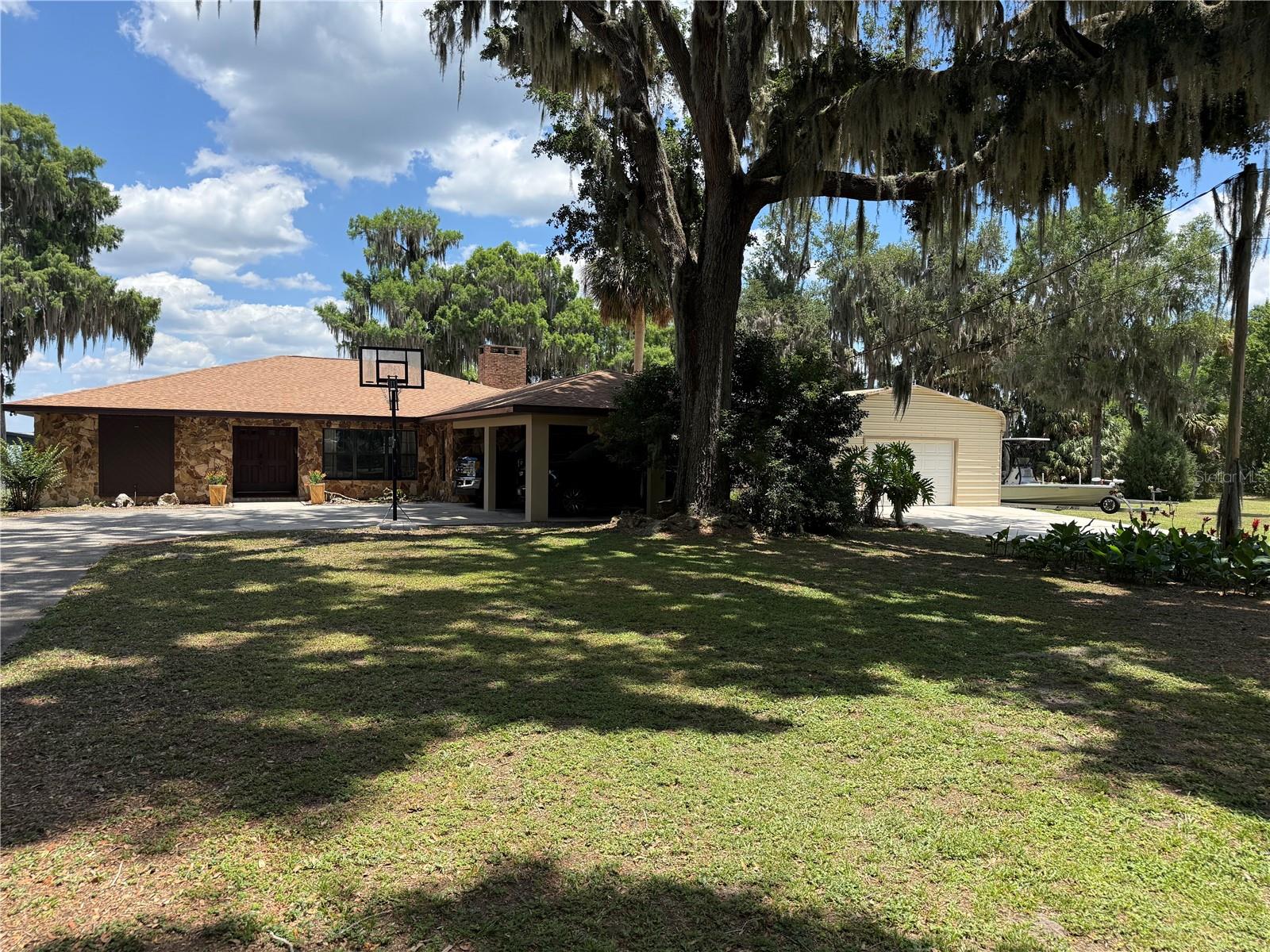 Image 3 of 92 For 4232 County Road 400