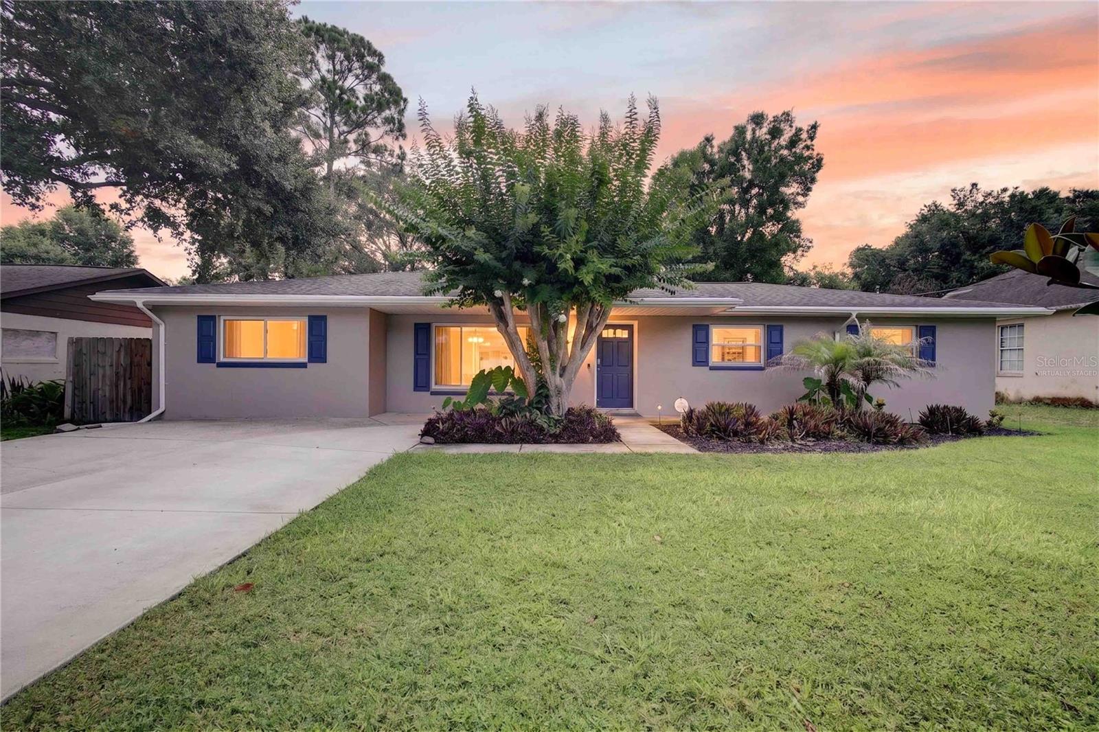 Image 2 of 55 For 27638 Lisa Drive